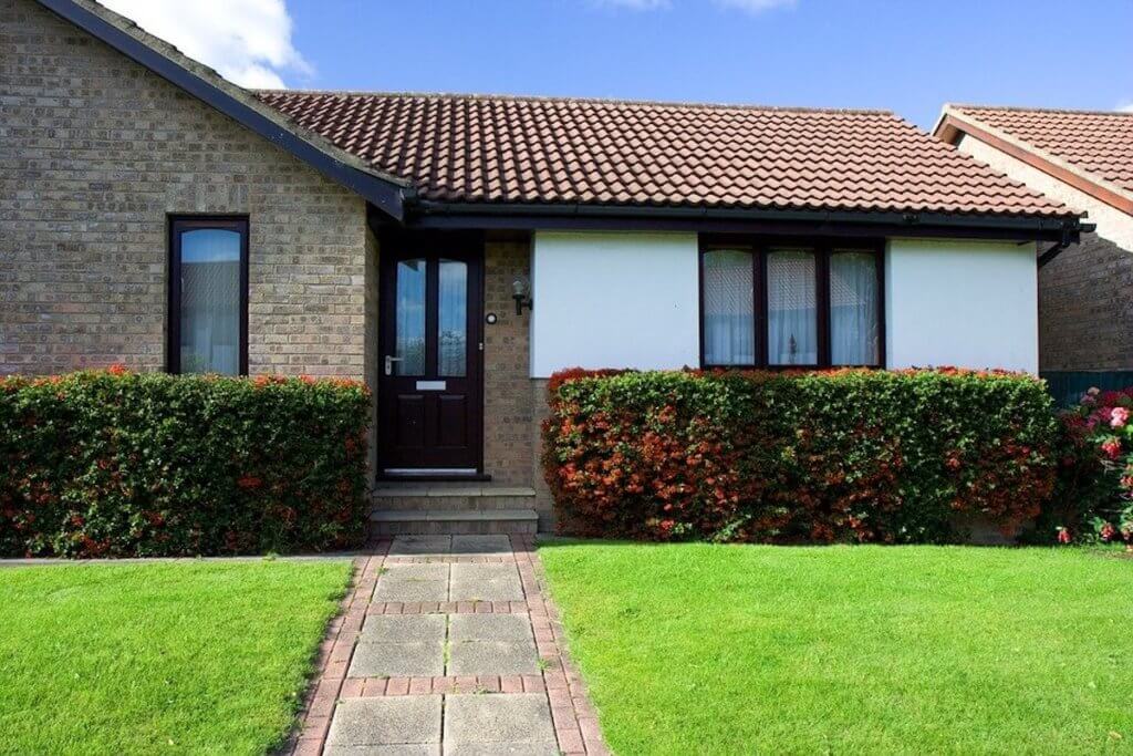 Tips For Maintaining A Green Lawn